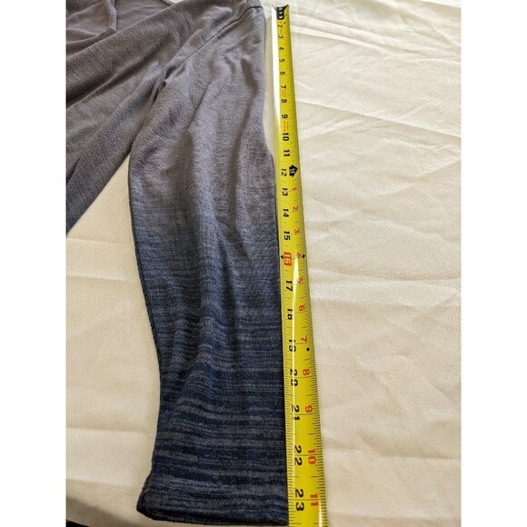 Torrid Sweater Blue Ombre Asymmetric Shark Bite Hem Scoop Neck Size 2 / 2X - Picture 7 of 8